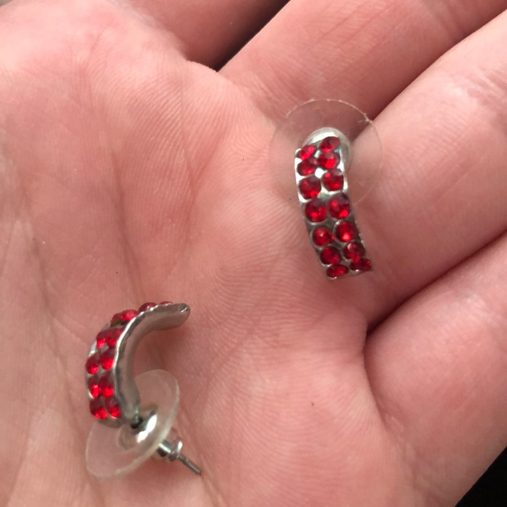 Earring! - Picture 2 of 2